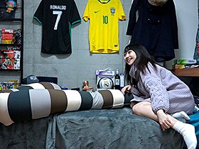 オフ顔、盗撮。AV女優という’仮面’をとった女性達の’カメラの前では絶対に見せない’シロウトな素顔。　サンプル画像02